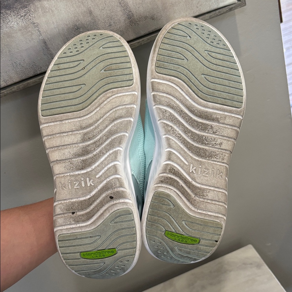 Kizik Athens Handsfree Slip On Women's Athletic  Mint Sneakers Size 8 Wide - Picture 11 of 12